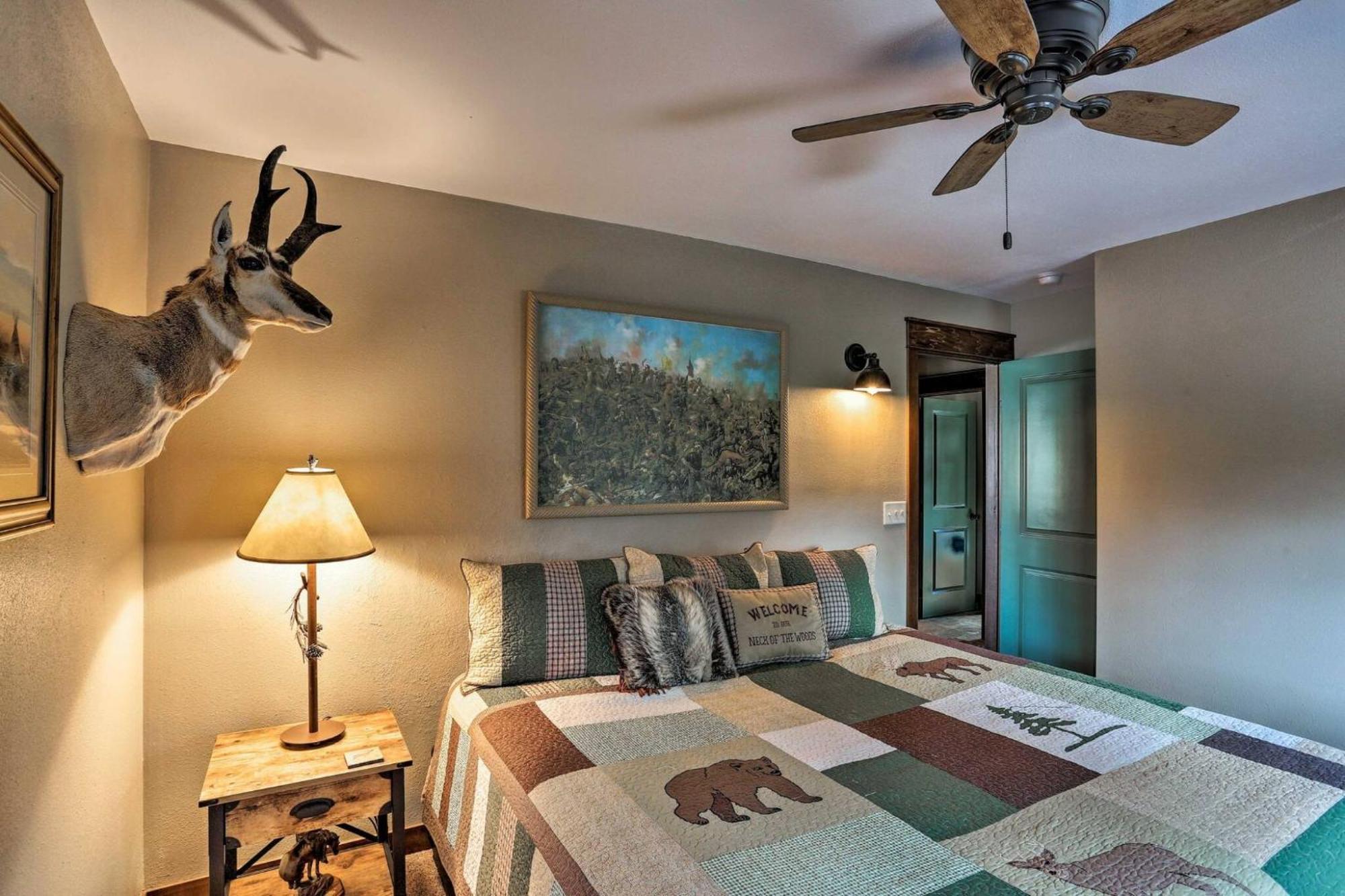 Cozy Custer Cottage W Deck: Walk To Shops Food מראה חיצוני תמונה